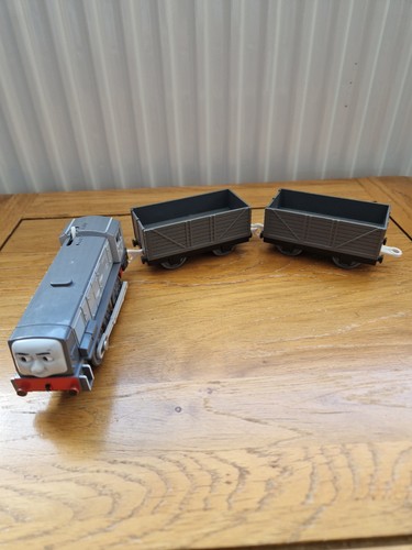 Tomy motorised dennis - dennis, 2005