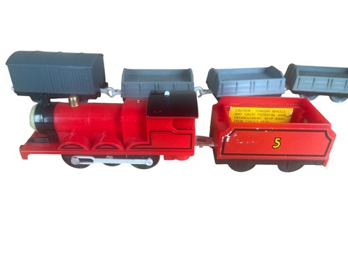 Tomy trackmaster james train - tomy,