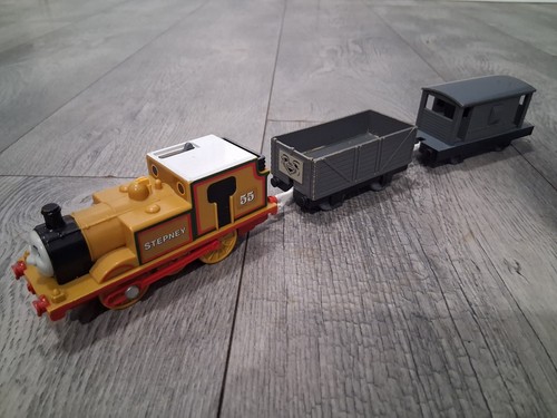 Thomas trackmaster stepney - thomas,