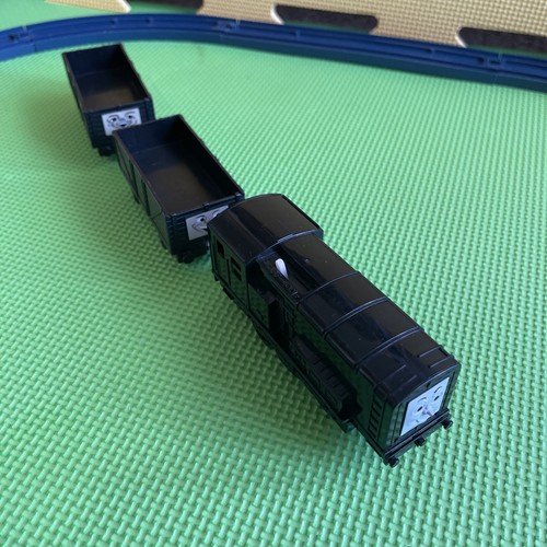 Tomy trackmaster thomas train - trackmaster,