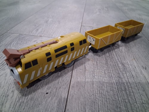 Thomas trackmaster diesel - thomas,