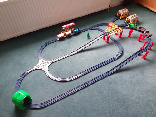 Vintage tomy train set inc - vintage,