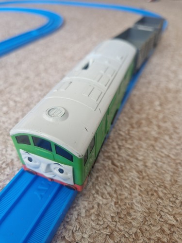Trackmaster thomas friends - thomas,