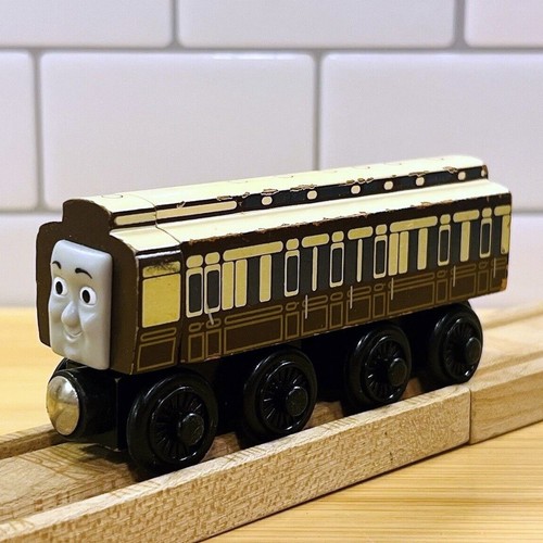 Old slow coach the tank - the,