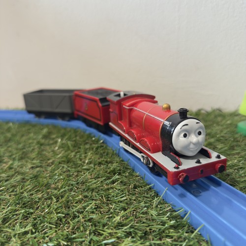 Thomas and friends james - thomas,
