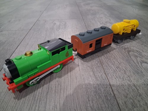 Thomas trackmaster percy train - thomas,