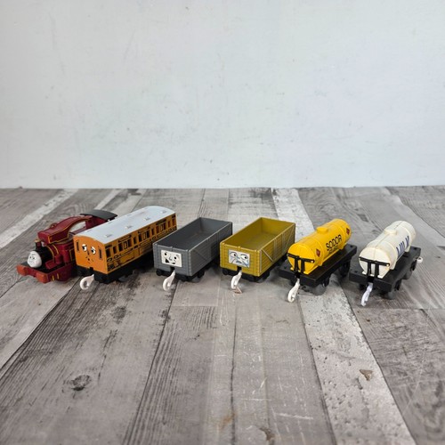 Thomas trackmaster harvey - thomas,