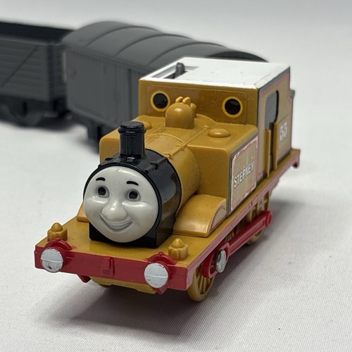 Stepney train trucks - trucks,