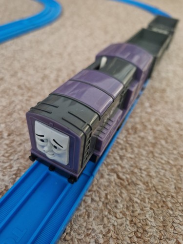 Trackmaster thomas friends - thomas, &