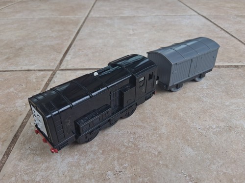 Thomas trackmaster diesel - thomas,