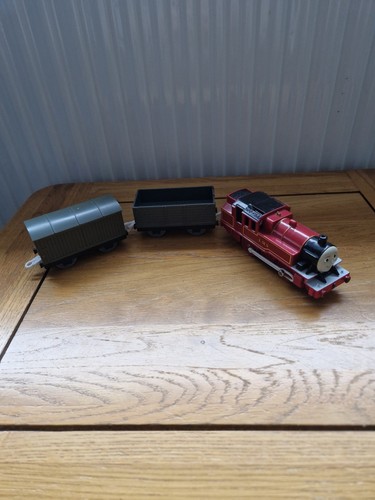 Tomy motorised arthur 2004 - tomy,