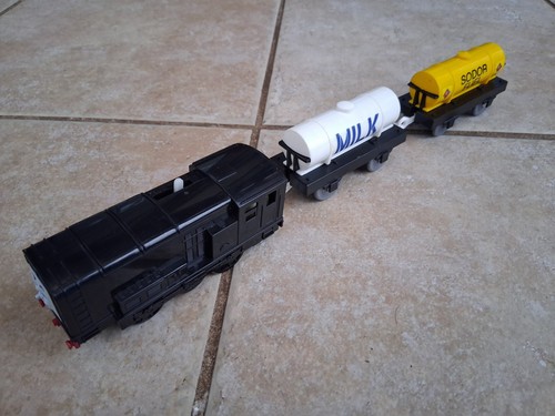 Thomas trackmaster diesel - thomas,