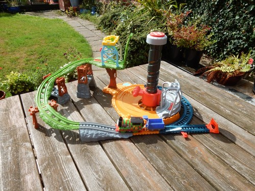 Thomas friends trackmaster - thomas, &