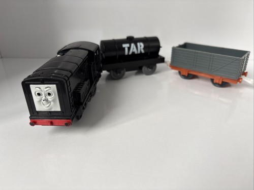 Tomy trackmaster diesel train - tomy,