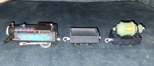 Trackmaster thomas tank engine - thomas,